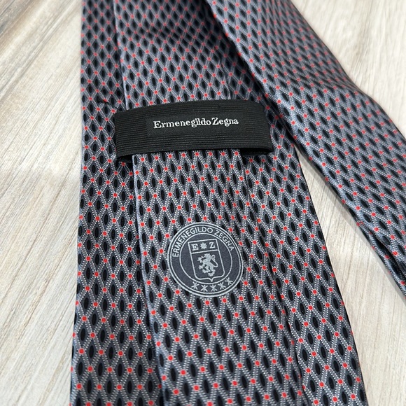 Ermenegildo Zegna Other - Ermenegildo Zegna Italian Neck Tie - Red dot 🔴 Motif